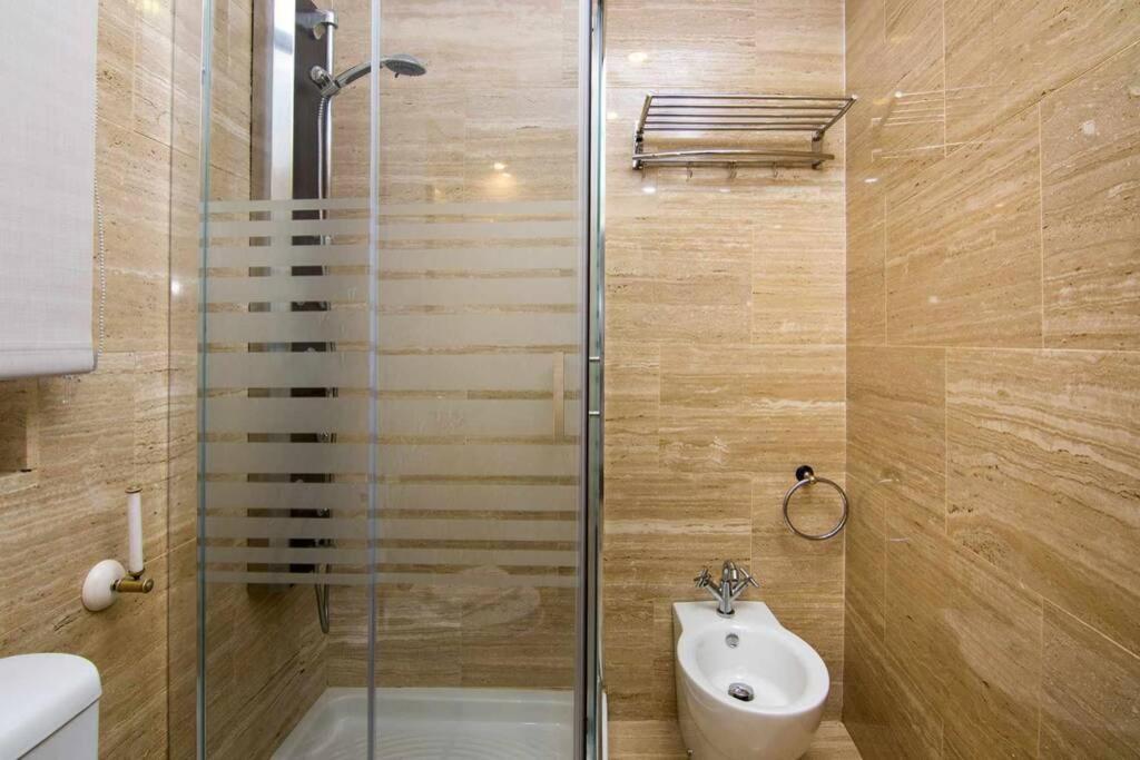 Eco Center Granatensis Catedral 2 Habitaciones Free Parking 그라나다 외부 사진