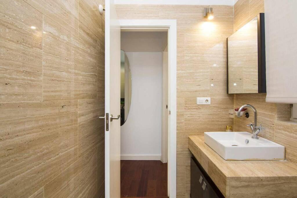 Eco Center Granatensis Catedral 2 Habitaciones Free Parking 그라나다 외부 사진
